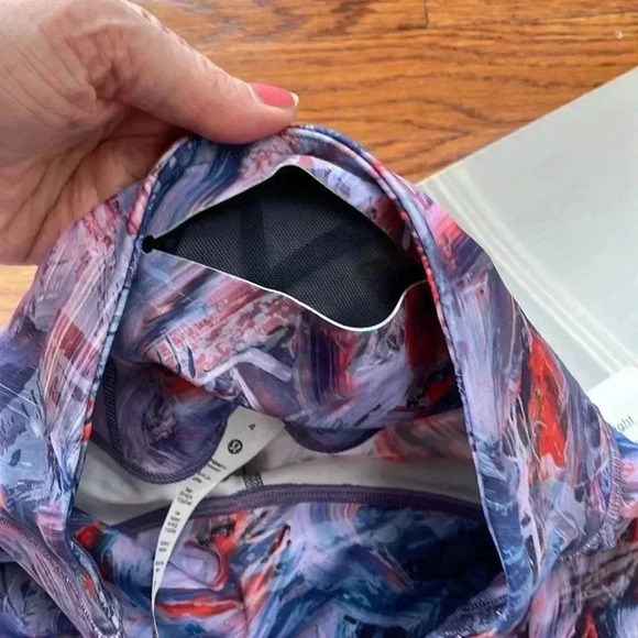 Lululemon I 4 - Picture 5 of 13